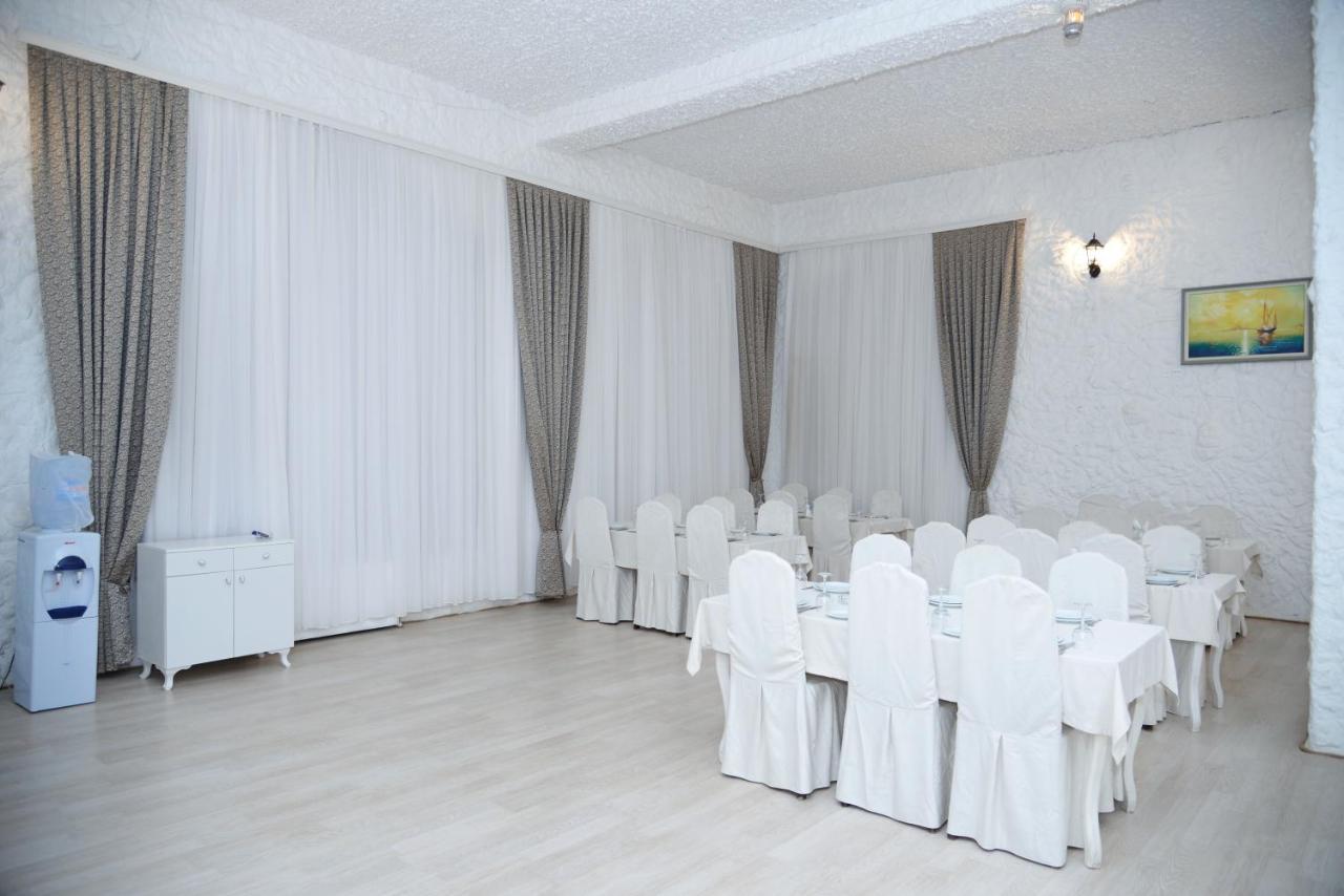 Deyirman Hotel Baku Bagian luar foto